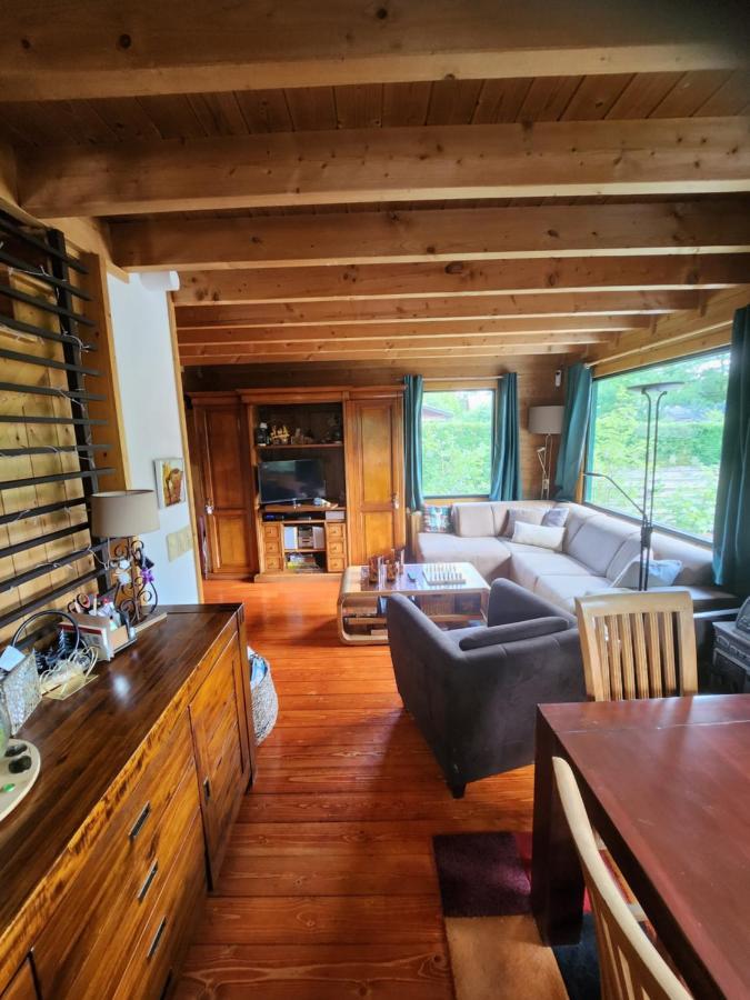 Le Chalet Du Cerf - Chambre D'Hote Somme-Leuze Bagian luar foto